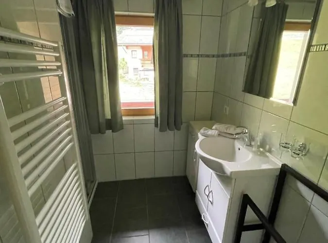 Alpenblick Apartment *